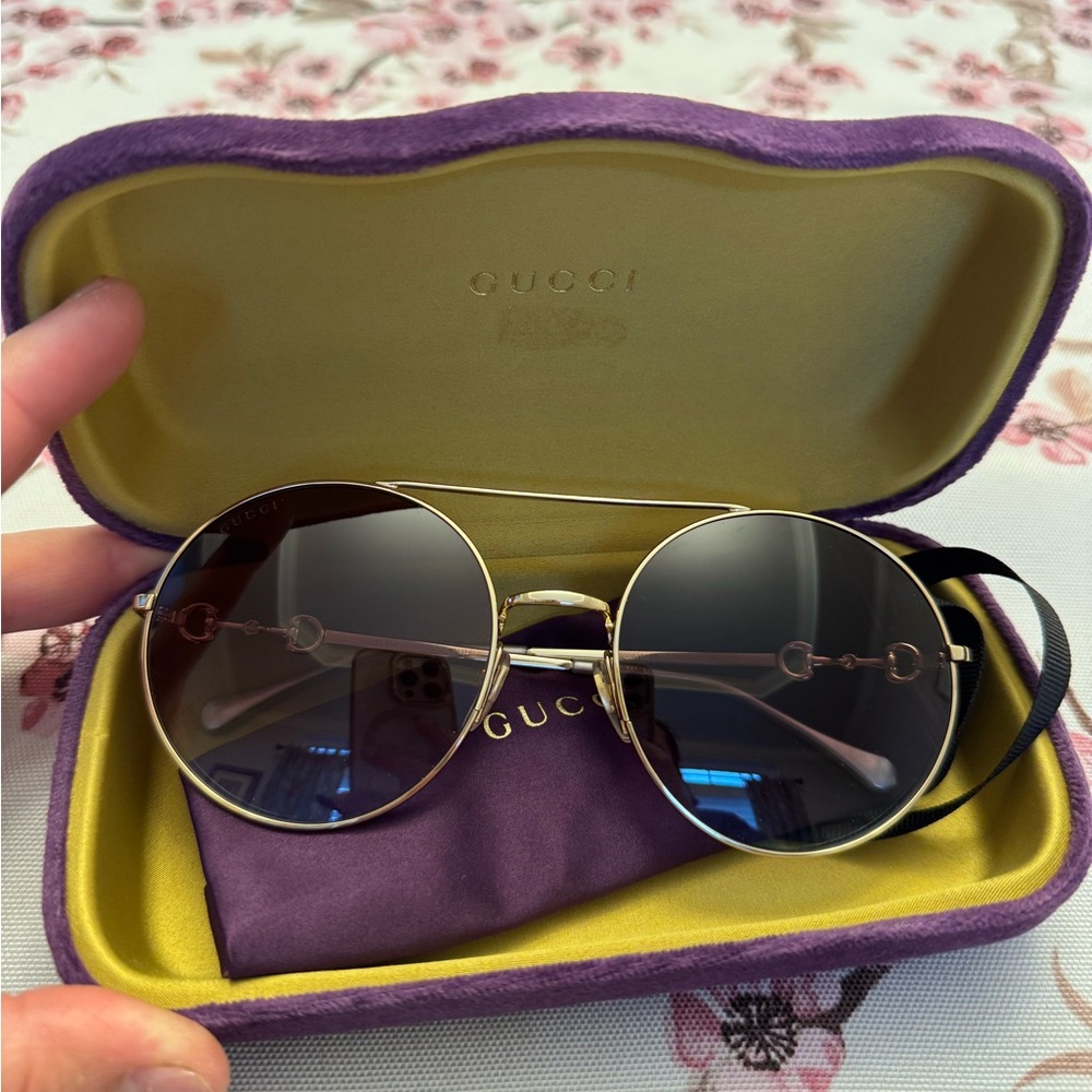 Gucci Round Metal Sunglasses Purple Tint w/ Velvet Case – Vintage Style